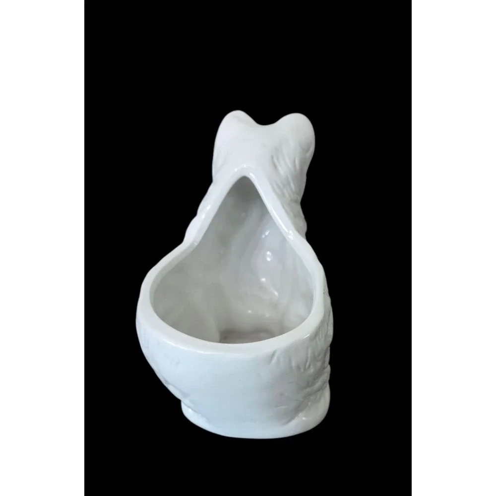 Vintage White Ceramic Mother Cat Scruffing It's Baby Kitten Planter‎ Handpainted
